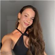 Me llamo Carmen Antoni y soy maestra de educación primaria, especializada en inglés. Me he inscrito en esta plataforma con la finalidad de poder ofrecer clases de refuerzo, de cualquier materia académica, a niños y niñas de primaria. Vivo en Sagunto, por